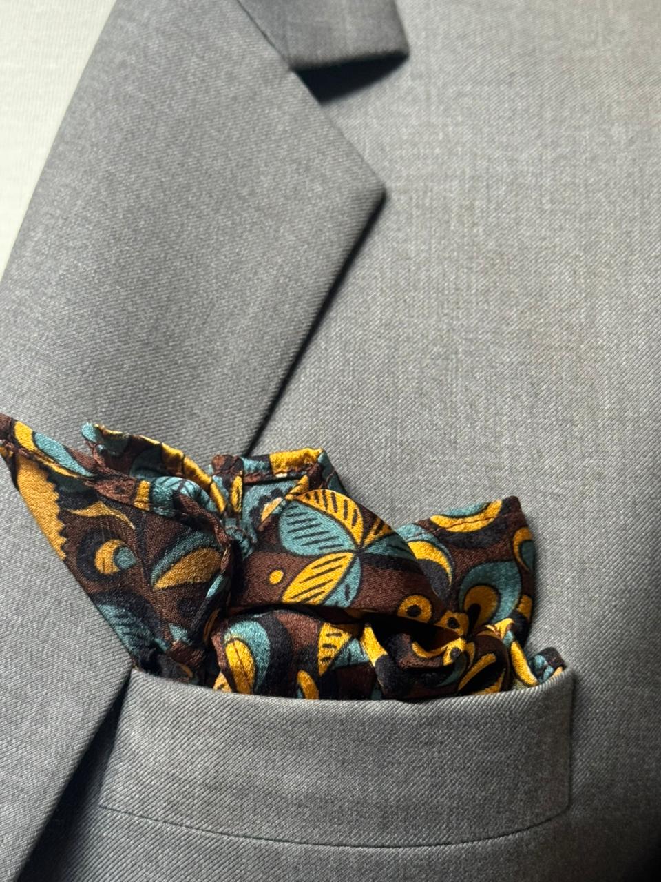 AUTUMN BLOOM VINTAGE POCKET SQUARE (13 - 13 INCHES)